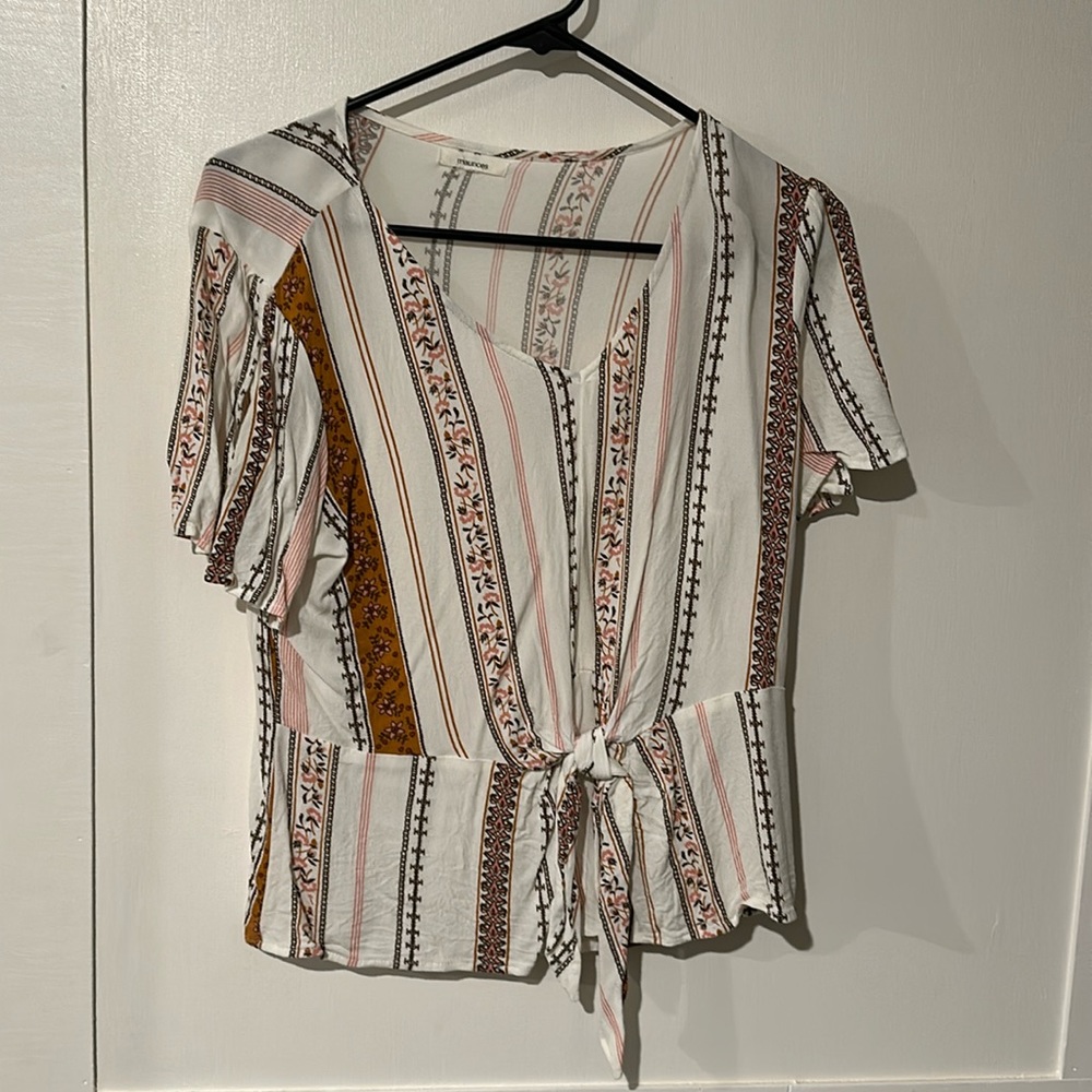 Maurices Short Sleeve Top